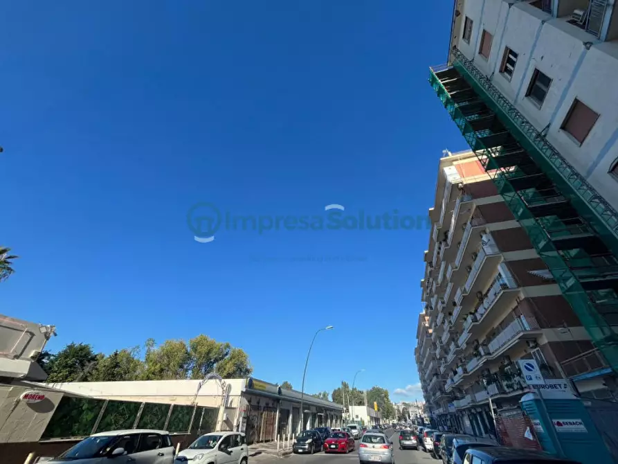 Immagine 4 di Negozio in affitto  in Viale John Fitzgerald Kennedy a Napoli