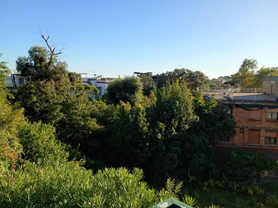 Immagine 2 di Appartamento in affitto  in Salita del Casale 33 a Napoli