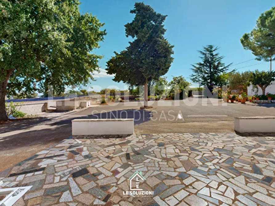 Immagine 29 di Villa in vendita  in CONTRADA MINOIA CASTELLANA TURI 1 a Conversano