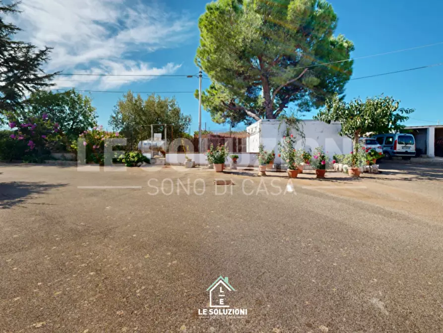 Immagine 30 di Villa in vendita  in CONTRADA MINOIA CASTELLANA TURI 1 a Conversano