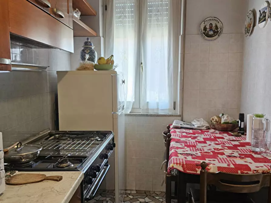 Immagine 11 di Appartamento in vendita  in via IV Novembre a Caldogno