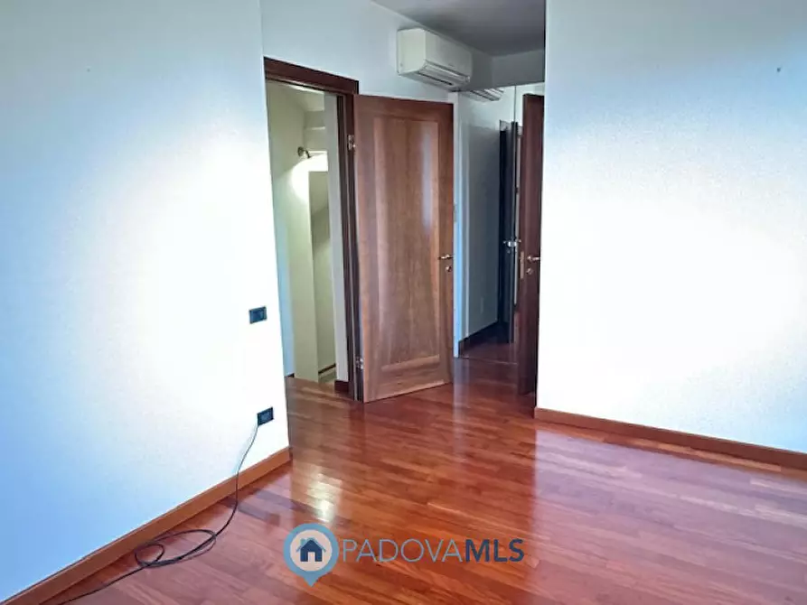 Immagine 6 di Casa bifamiliare in vendita  a Vigodarzere