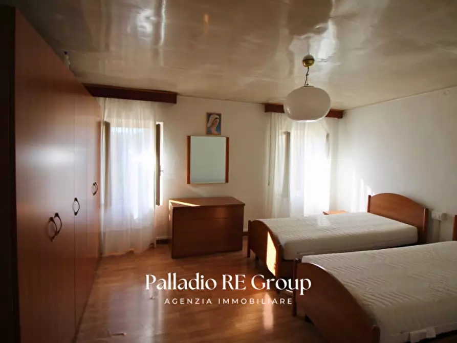 Immagine 5 di Villetta a schiera in vendita  in Via Costa, 54 a Arzignano