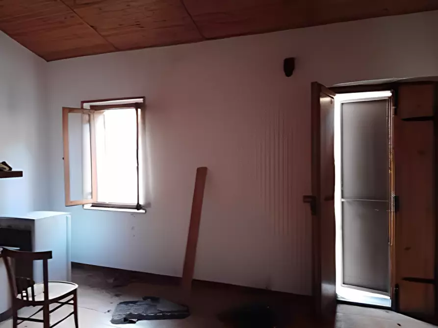 Immagine 6 di Appartamento in vendita  in Paraonda 8 a Sellano