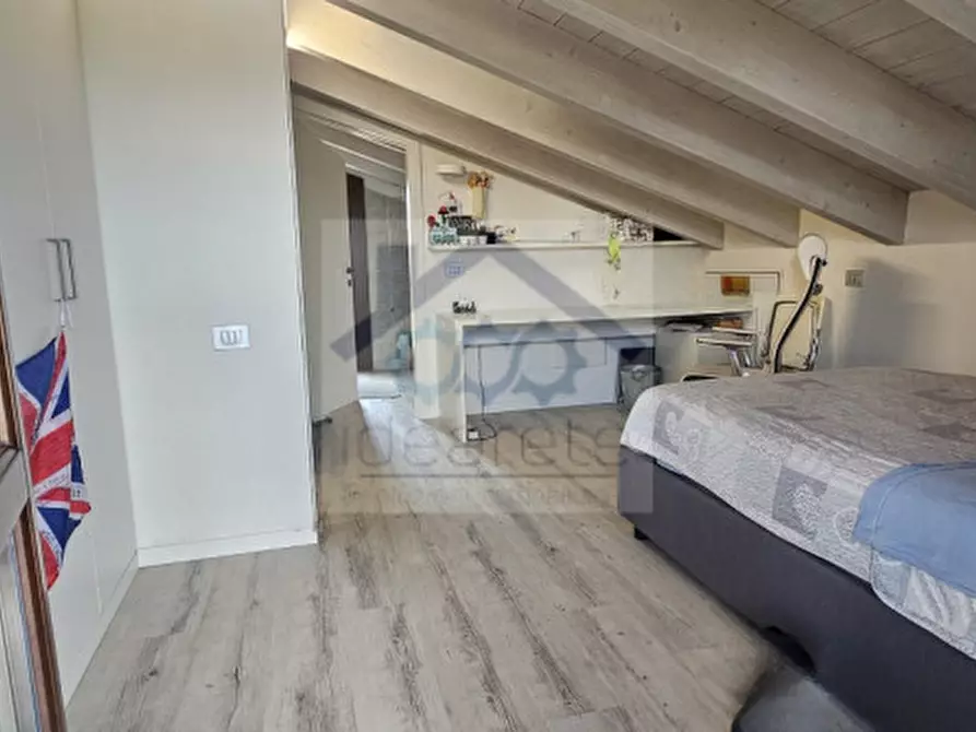 Immagine 26 di Casa bifamiliare in vendita  a Bussolengo