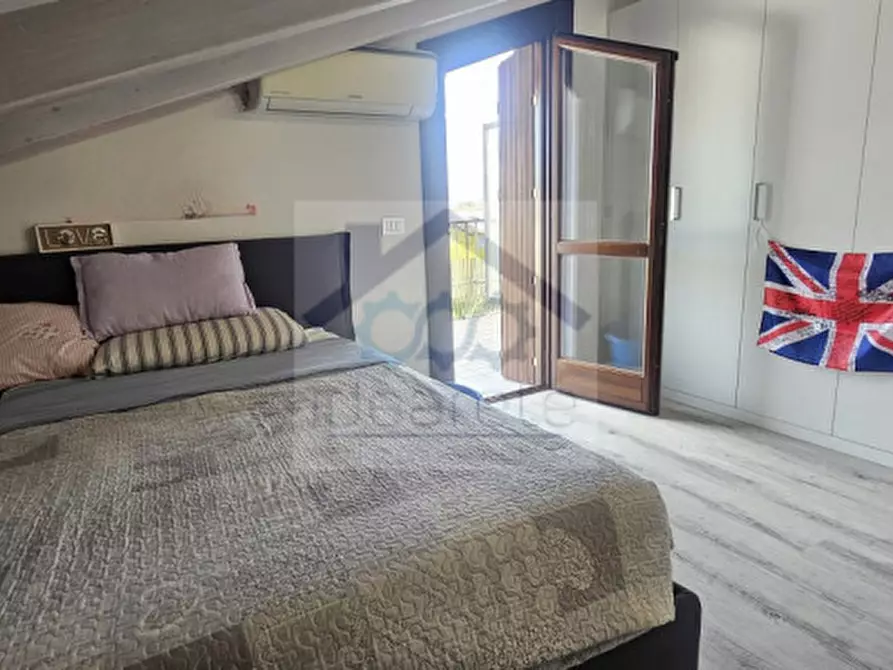 Immagine 27 di Casa bifamiliare in vendita  a Bussolengo