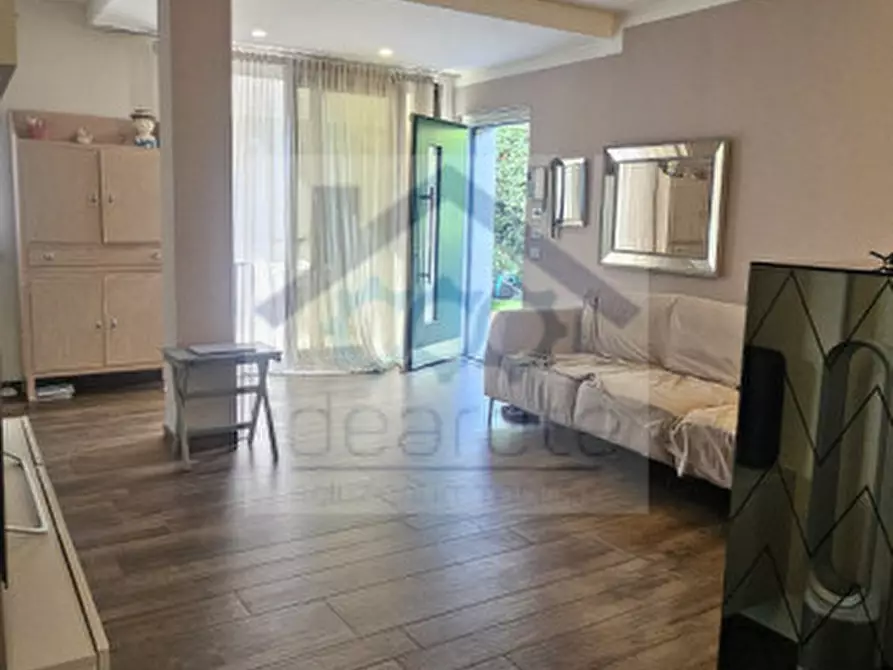 Immagine 34 di Casa bifamiliare in vendita  a Bussolengo