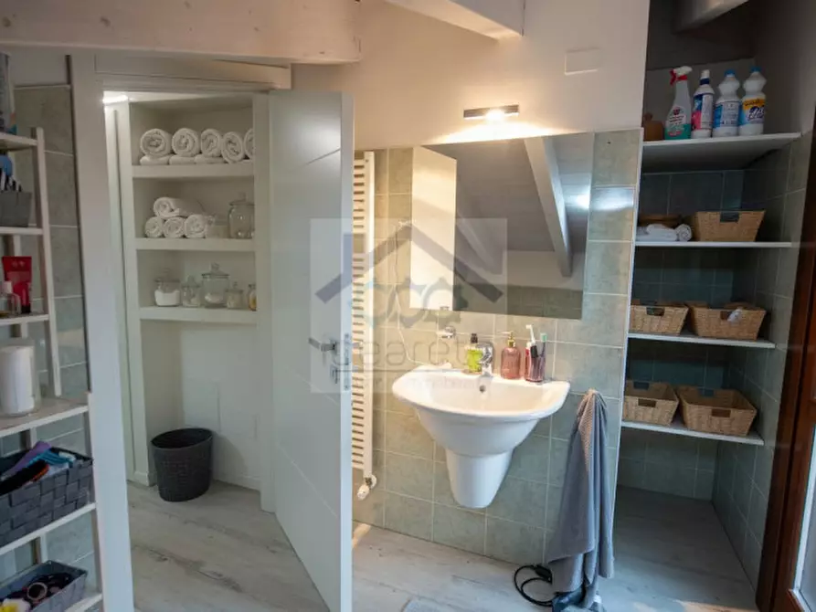 Immagine 45 di Casa bifamiliare in vendita  a Bussolengo