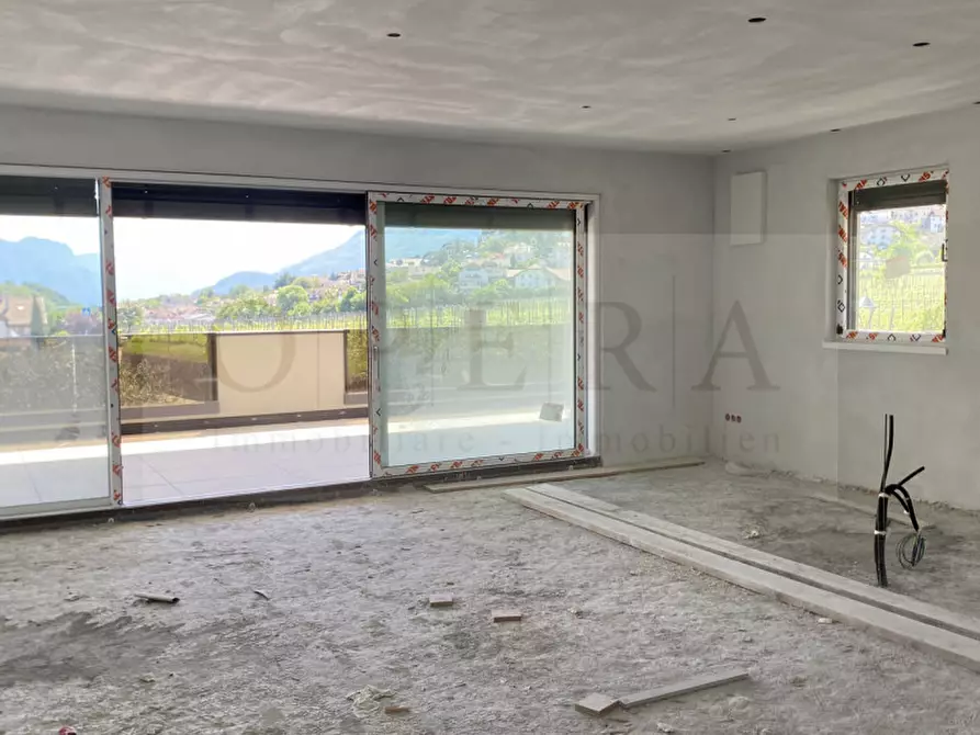 Immagine 2 di Appartamento in vendita  in Kalterer Straße - Via Caldaro a Appiano Sulla Strada Del Vino .Eppan An Der.