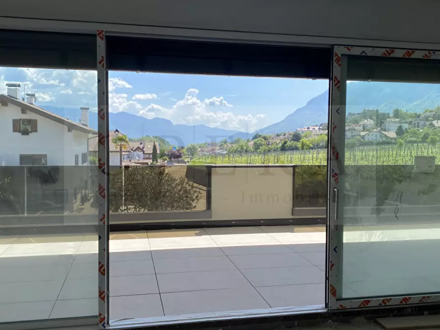 Immagine 2 di Appartamento in vendita  in Kalterer Straße - Via Caldaro a Appiano Sulla Strada Del Vino .Eppan An Der.