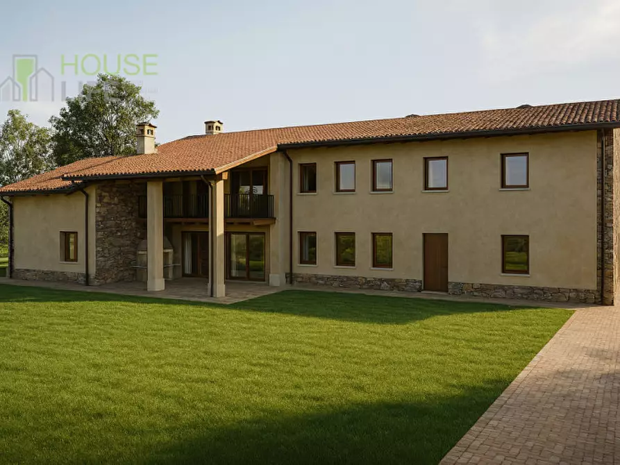 Immagine 4 di Rustico / casale in vendita  in Thiene Via po a Thiene