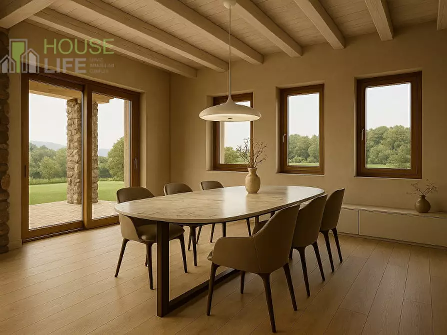 Immagine 10 di Rustico / casale in vendita  in Thiene Via po a Thiene