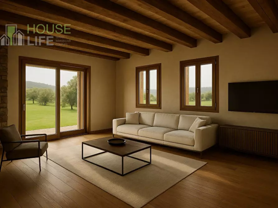 Immagine 17 di Rustico / casale in vendita  in Thiene Via po a Thiene