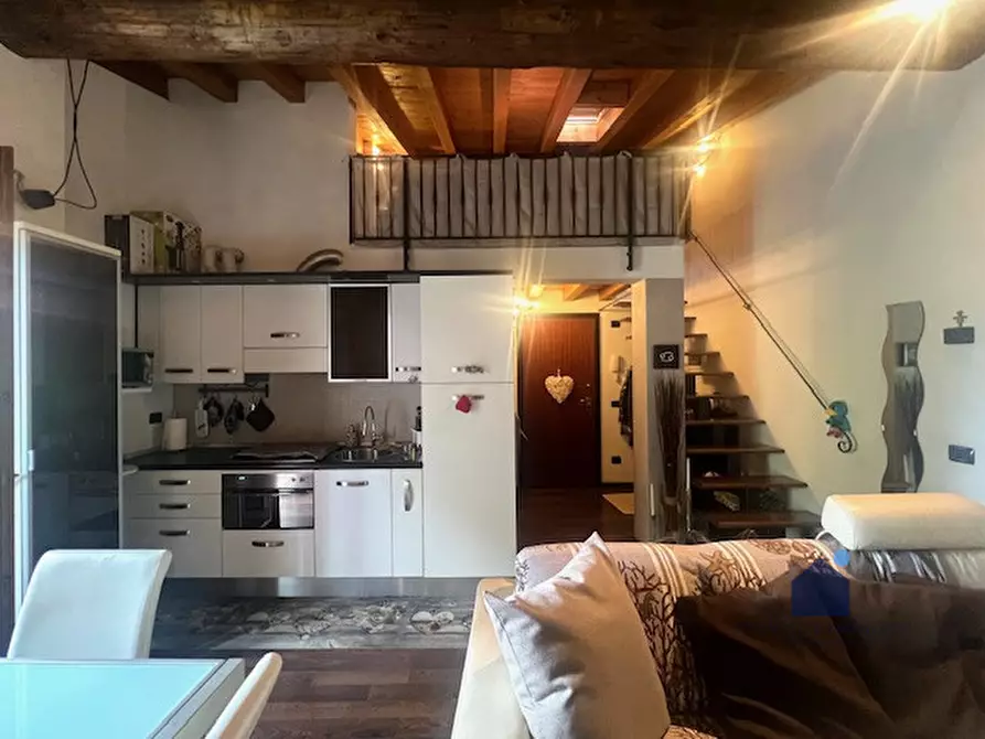 Immagine 6 di Appartamento in vendita  a Castenedolo