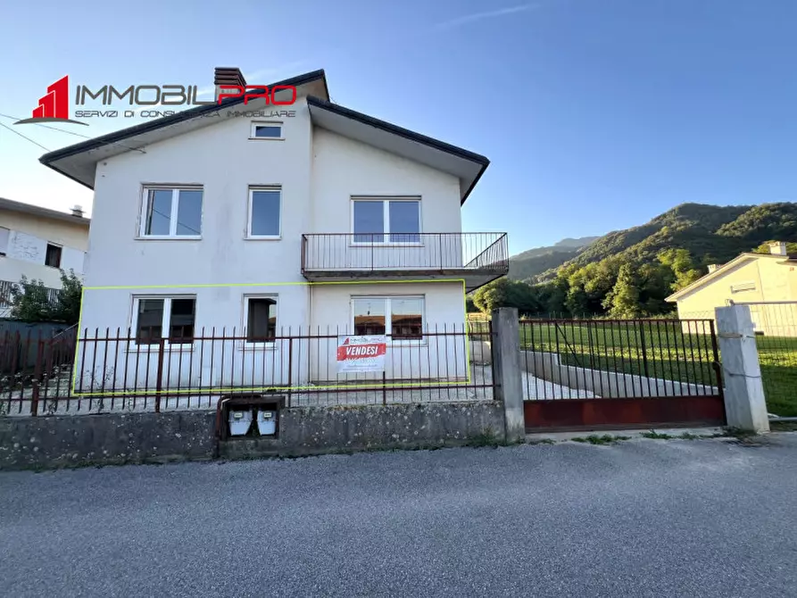 Immagine 8 di Appartamento in vendita  in Via F. Gualtieri a Schio