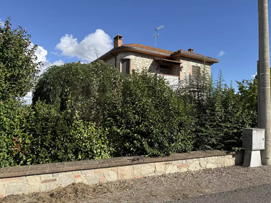 Immagine 27 di Casa indipendente in vendita  in pineta a Castiglione Del Lago