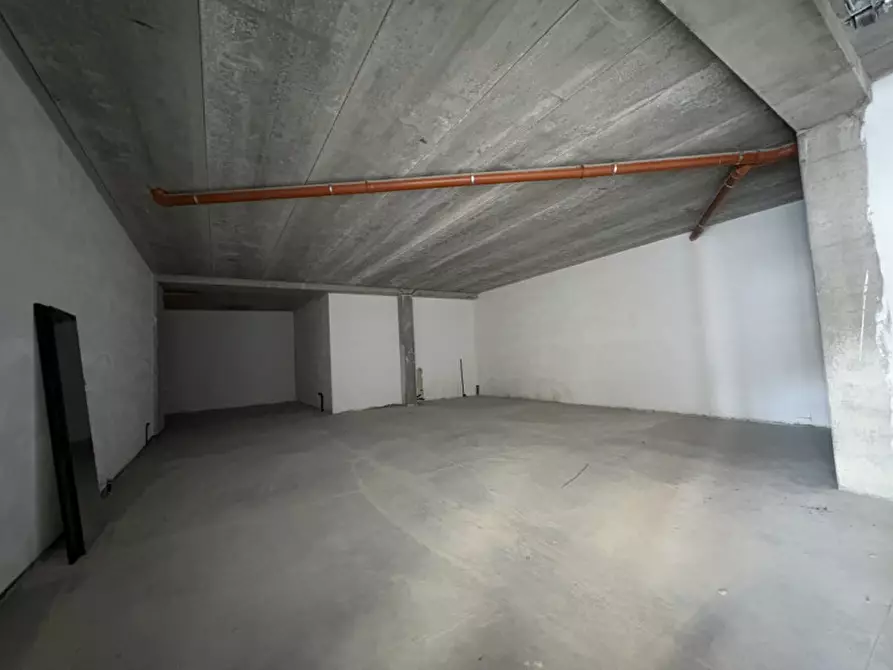 Immagine 1 di Capannone industriale in vendita  a Lavis