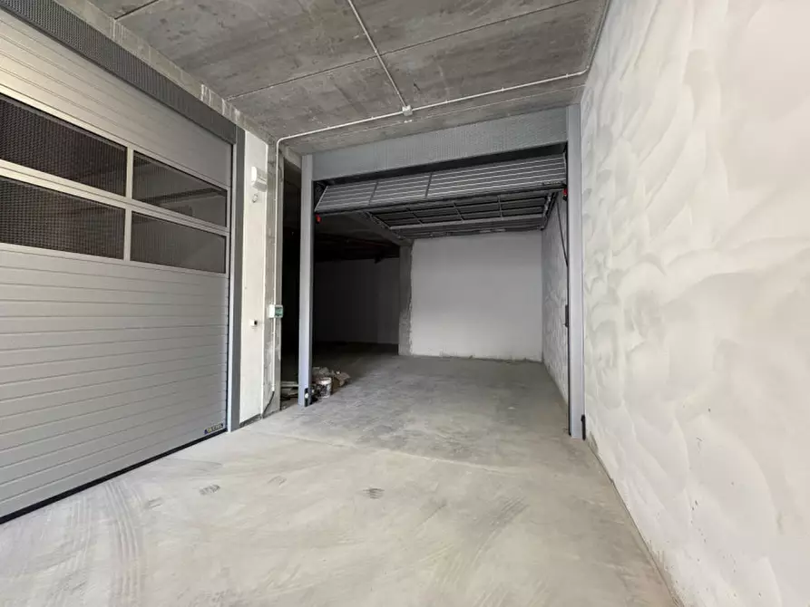 Immagine 3 di Capannone industriale in vendita  a Lavis