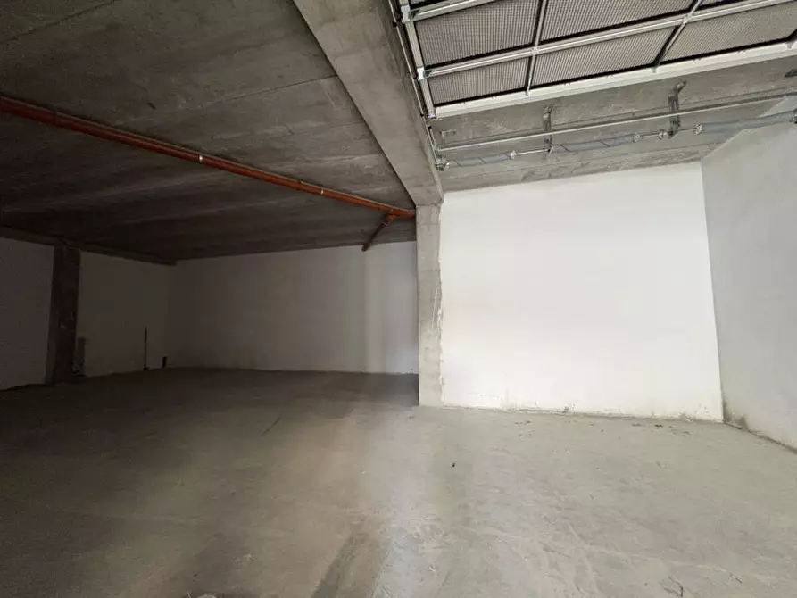 Immagine 4 di Capannone industriale in vendita  a Lavis