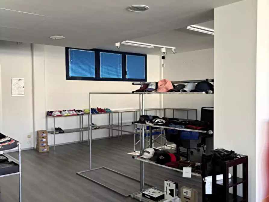 Immagine 13 di Ufficio in vendita  in via pana a Noventa Padovana