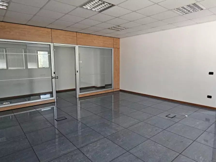 Immagine 6 di Ufficio in affitto  in Via Austria a Padova