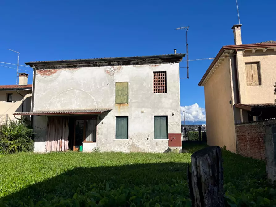 Immagine 2 di Rustico / casale in vendita  a Tombolo