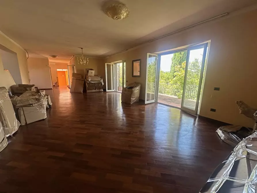Immagine 7 di Villa in vendita  a Viterbo