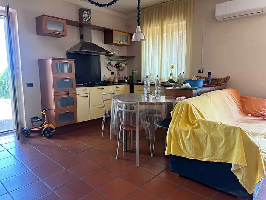 Immagine 11 di Villa in vendita  a Viterbo