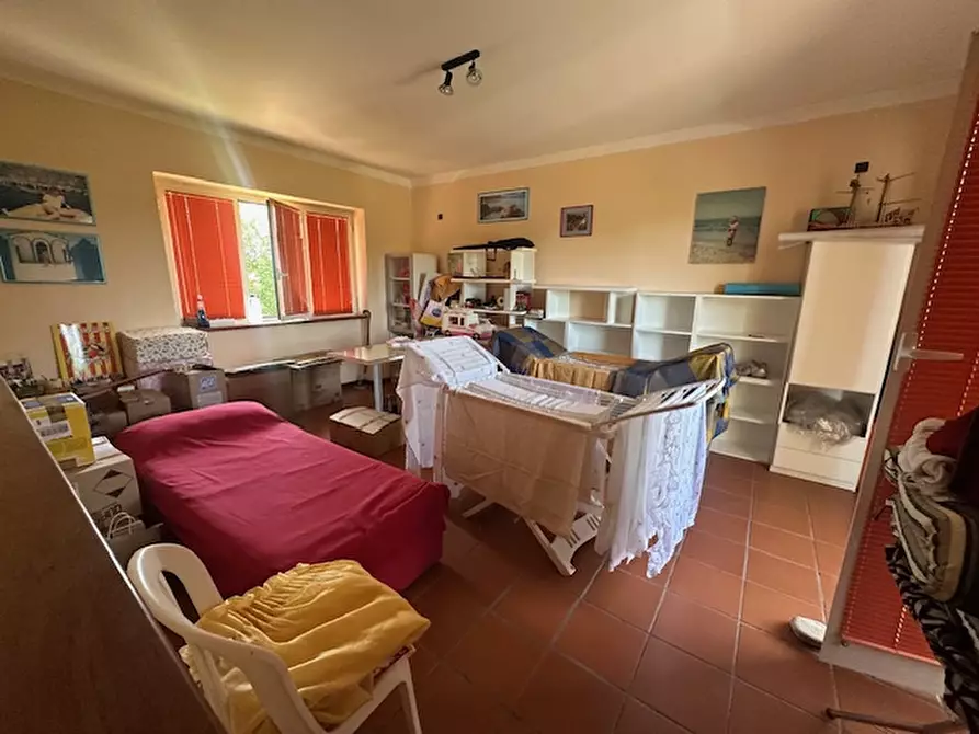 Immagine 29 di Villa in vendita  a Viterbo