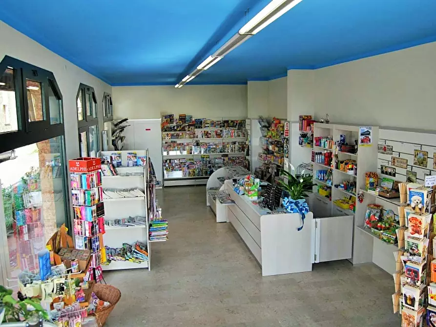 Immagine 1 di Negozio in vendita  in via borgo Padova a Castelfranco Veneto