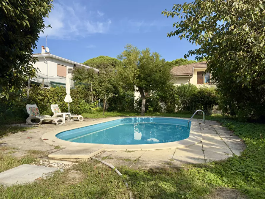 Immagine 2 di Villa in vendita  a Villafranca Padovana