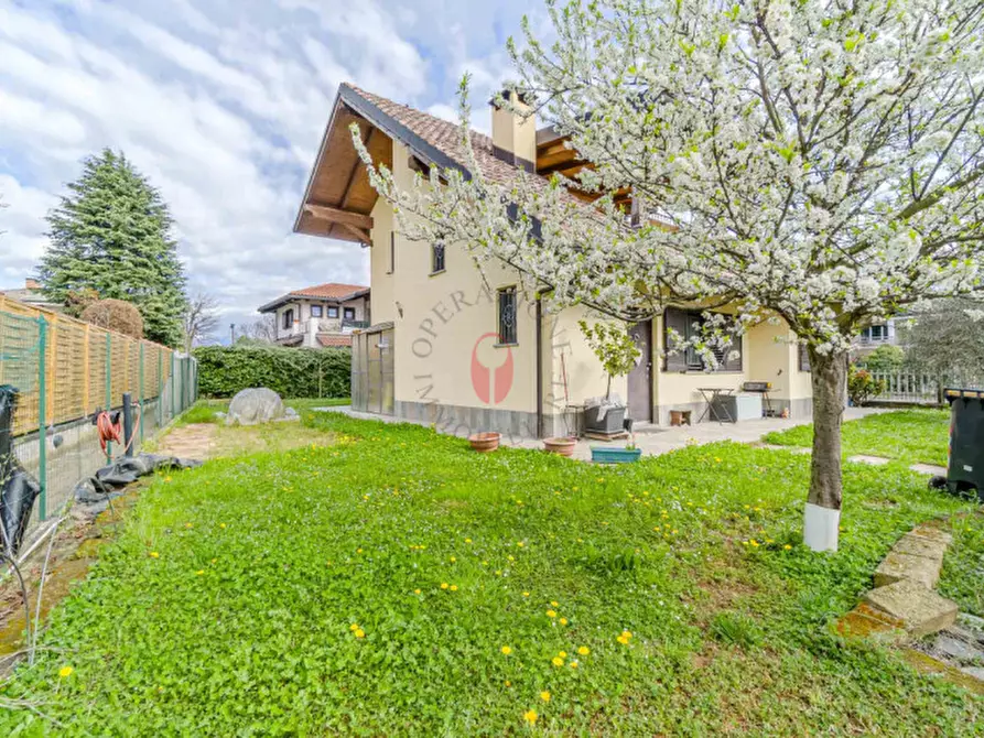 Immagine 4 di Villa in vendita  in Via Vittorio Alfieri 43B a San Gillio