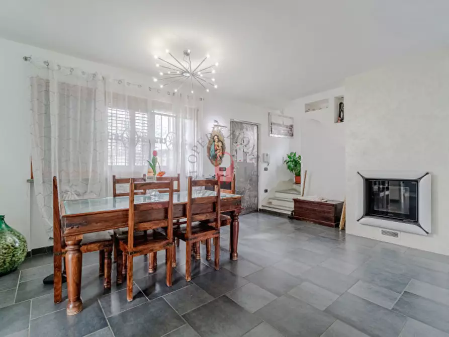 Immagine 10 di Villa in vendita  in Via Vittorio Alfieri 43B a San Gillio