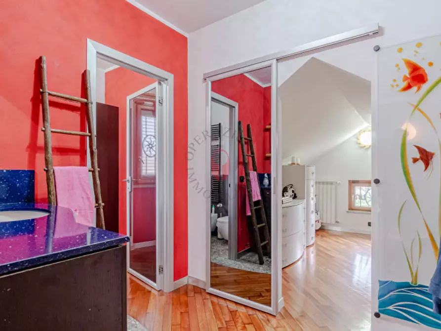 Immagine 26 di Villa in vendita  in Via Vittorio Alfieri 43B a San Gillio