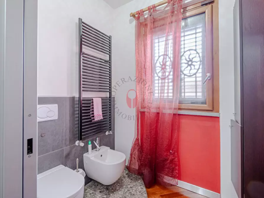 Immagine 27 di Villa in vendita  in Via Vittorio Alfieri 43B a San Gillio