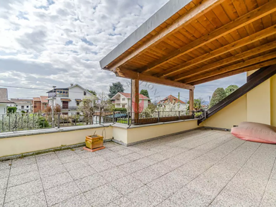 Immagine 32 di Villa in vendita  in Via Vittorio Alfieri 43B a San Gillio