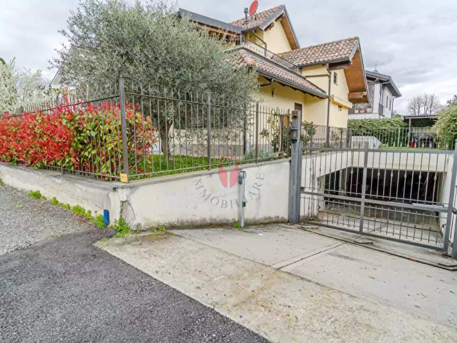Immagine 49 di Villa in vendita  in Via Vittorio Alfieri 43B a San Gillio