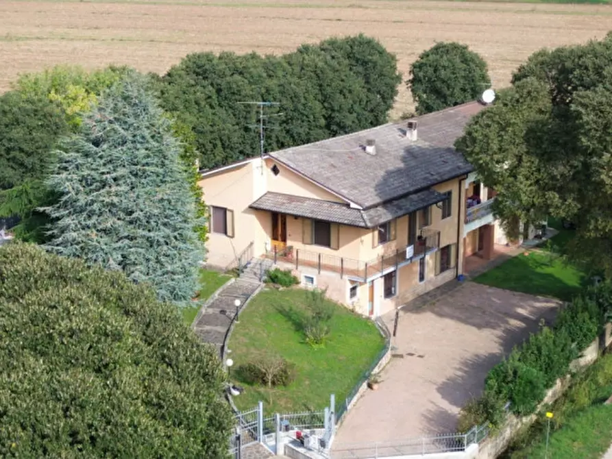 Immagine 13 di Appartamento in vendita  a Volta Mantovana