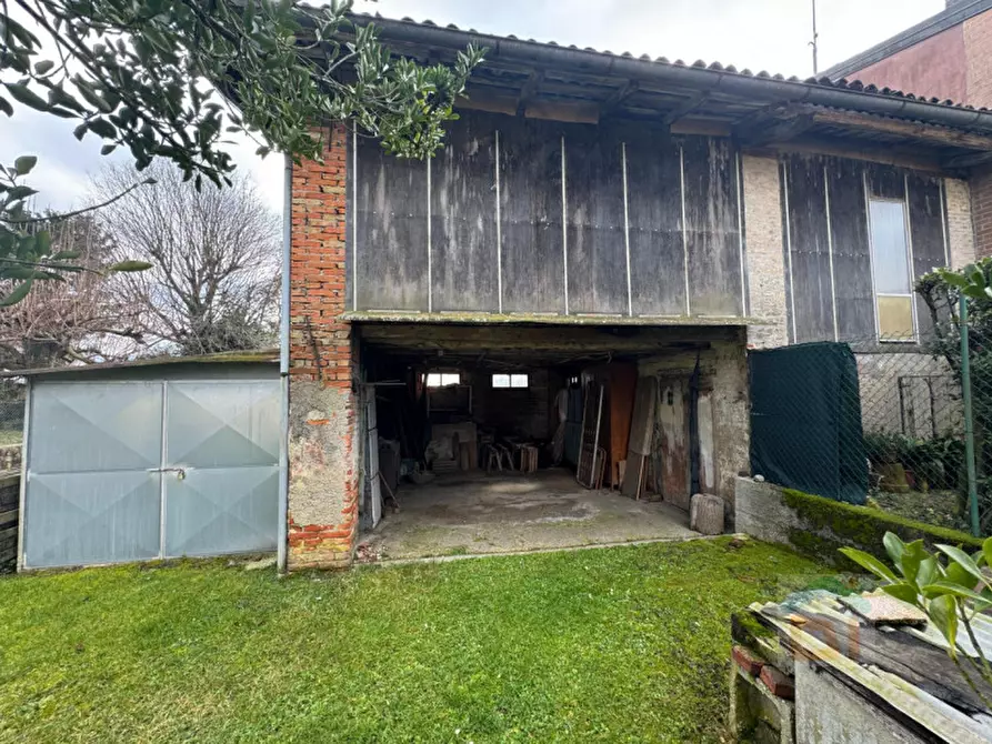 Immagine 5 di Rustico / casale in vendita  in Via Vittorio Veneto 23 a Bagnaria Arsa