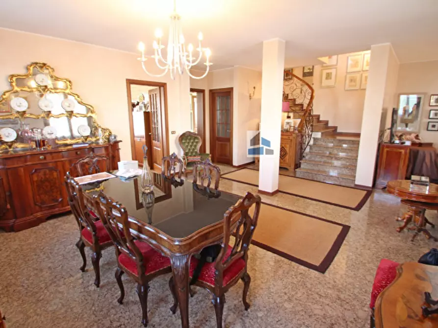 Immagine 1 di Casa bifamiliare in vendita  in via fratella a Santa Maria Di Sala