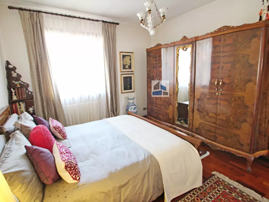 Immagine 15 di Casa bifamiliare in vendita  in via fratella a Santa Maria Di Sala