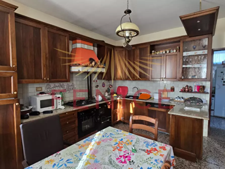 Immagine 3 di Casa bifamiliare in vendita  in Via Schiavonesca Nuova 12 a Volpago Del Montello