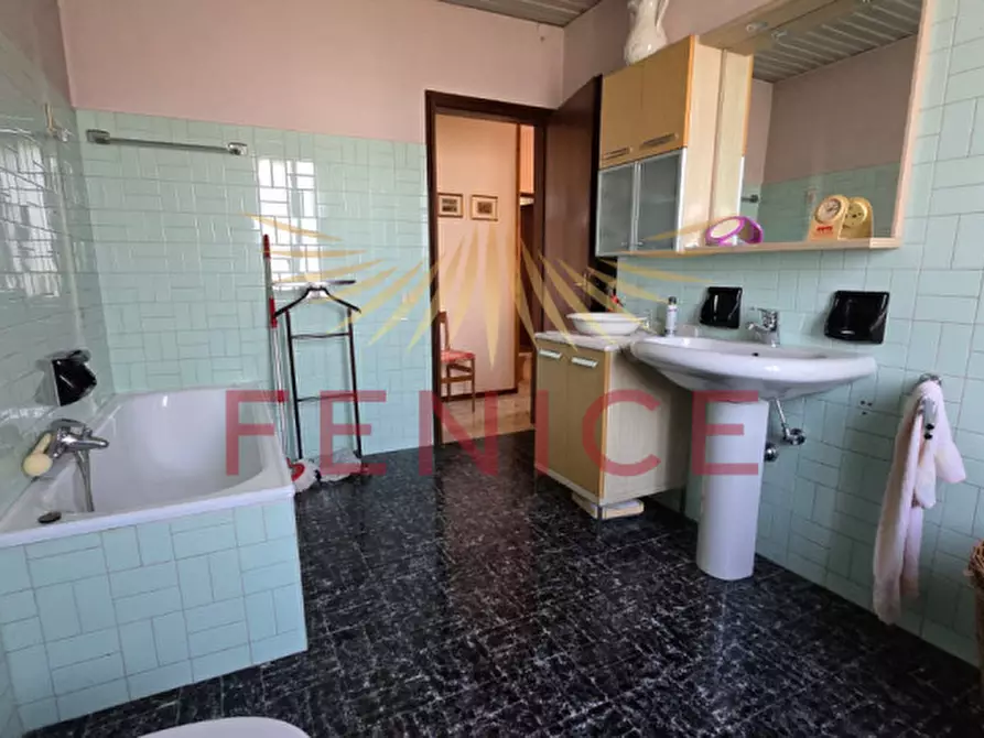 Immagine 15 di Casa bifamiliare in vendita  in Via Schiavonesca Nuova 12 a Volpago Del Montello