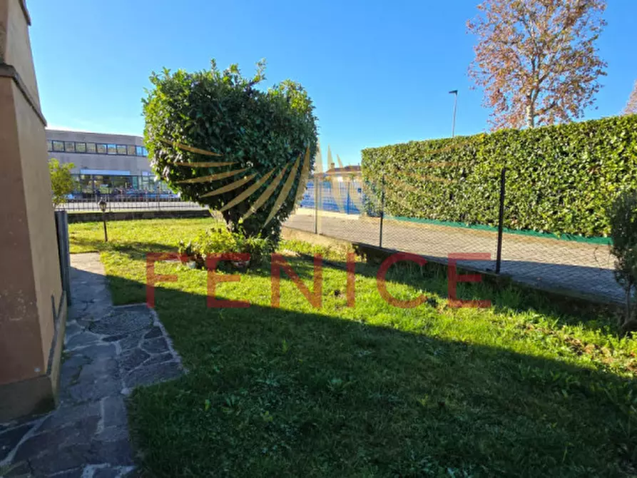 Immagine 20 di Casa bifamiliare in vendita  in Via Schiavonesca Nuova 12 a Volpago Del Montello