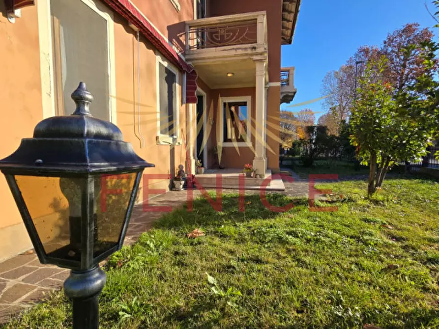 Immagine 21 di Casa bifamiliare in vendita  in Via Schiavonesca Nuova 12 a Volpago Del Montello