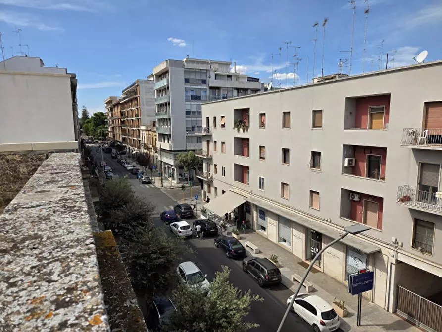 Immagine 32 di Appartamento in vendita  in Via Imperatore Adriano 65 a Lecce