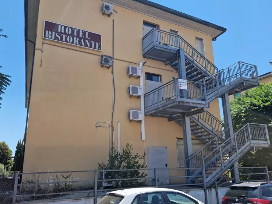 Immagine 4 di Hotel in vendita  in Lungarno Don Minzoni, 38, 52027 San Giovanni Valdarno AR, Italia a San Giovanni Valdarno