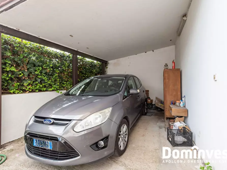 Immagine 41 di Villa in vendita  in Via Selvanova I a Velletri