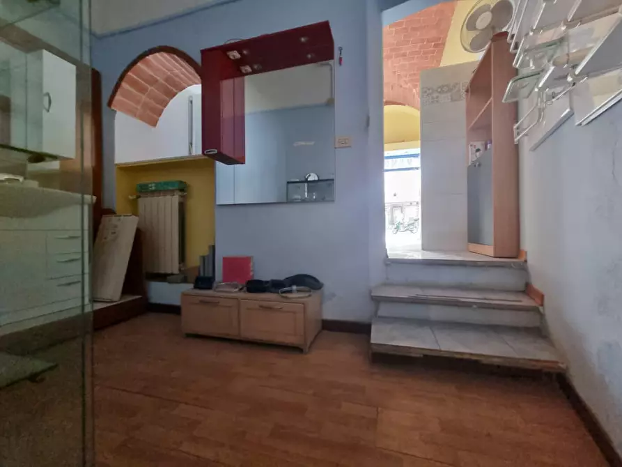 Immagine 4 di Negozio in vendita  in VIA MASACCIO a Firenze