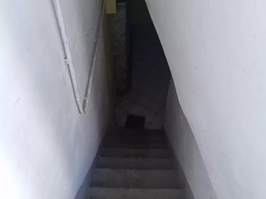 Immagine 11 di Negozio in vendita  in VIA MASACCIO a Firenze